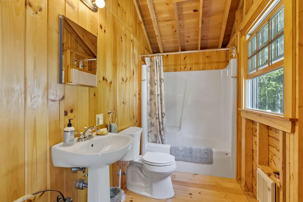231 North Road Chebeague Island ME 04017
