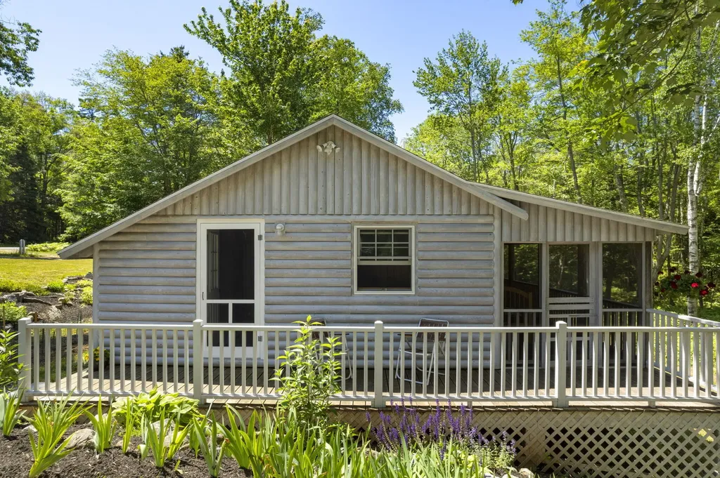 231 North Road Chebeague Island ME 04017