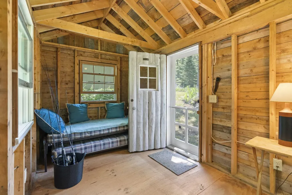 231 North Road Chebeague Island ME 04017