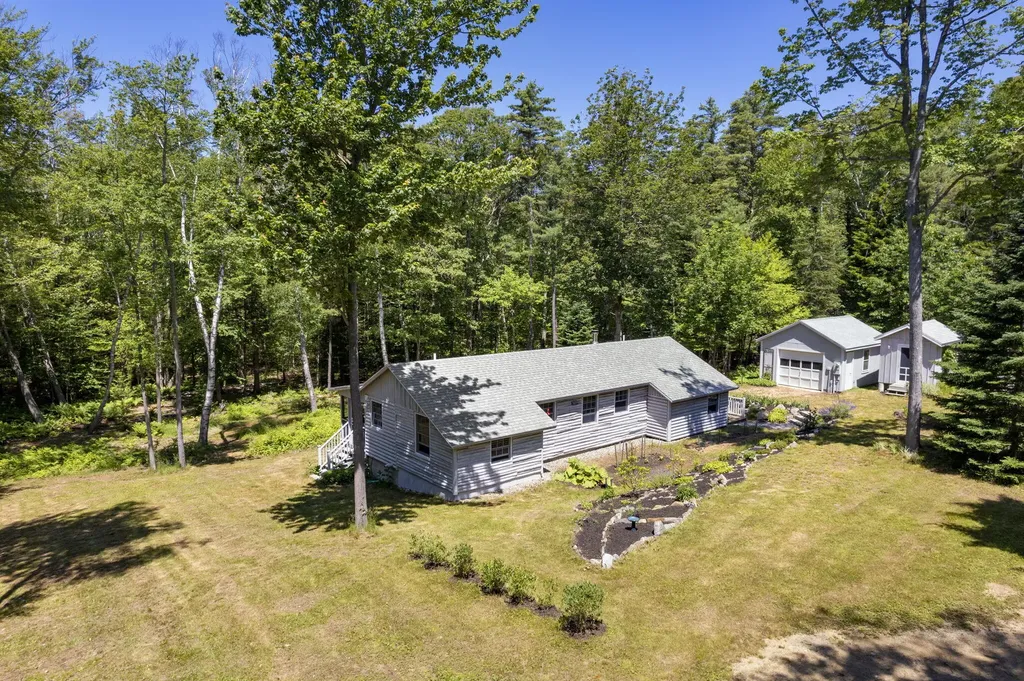 231 North Road Chebeague Island ME 04017