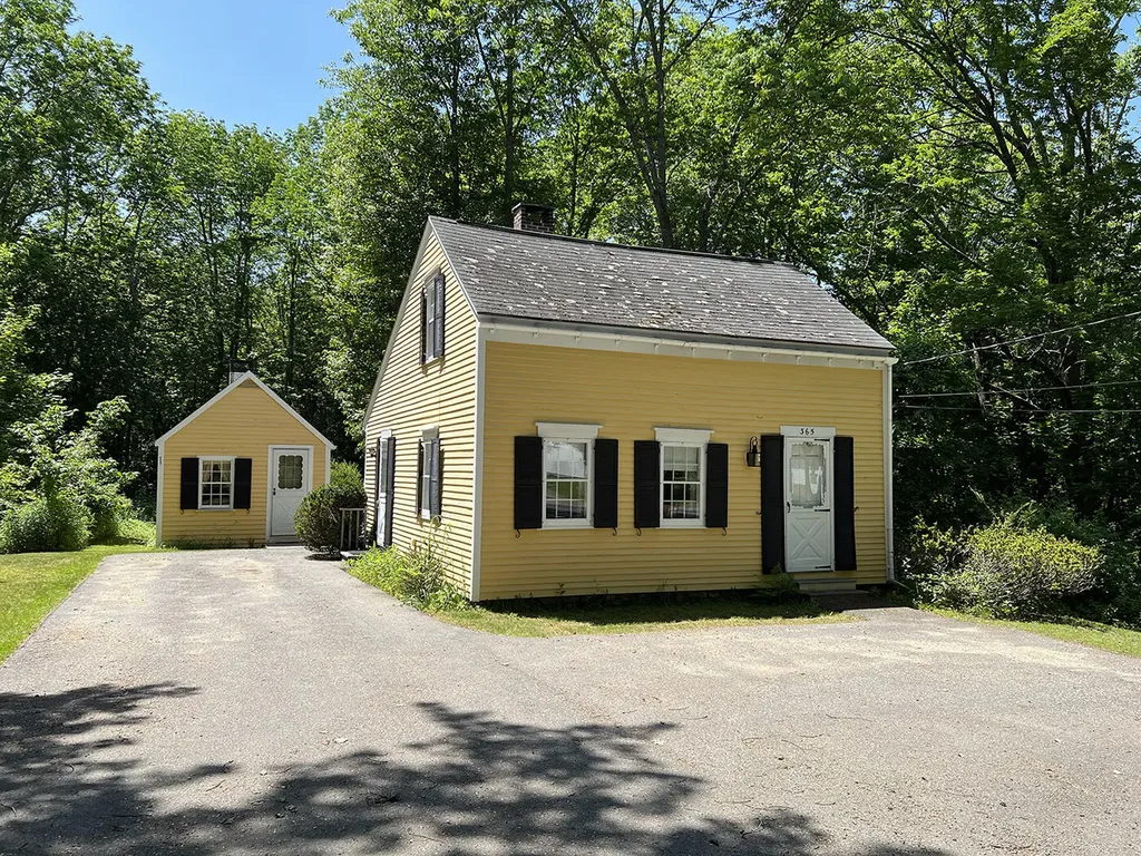 365 Commercial Street Rockport ME 04856