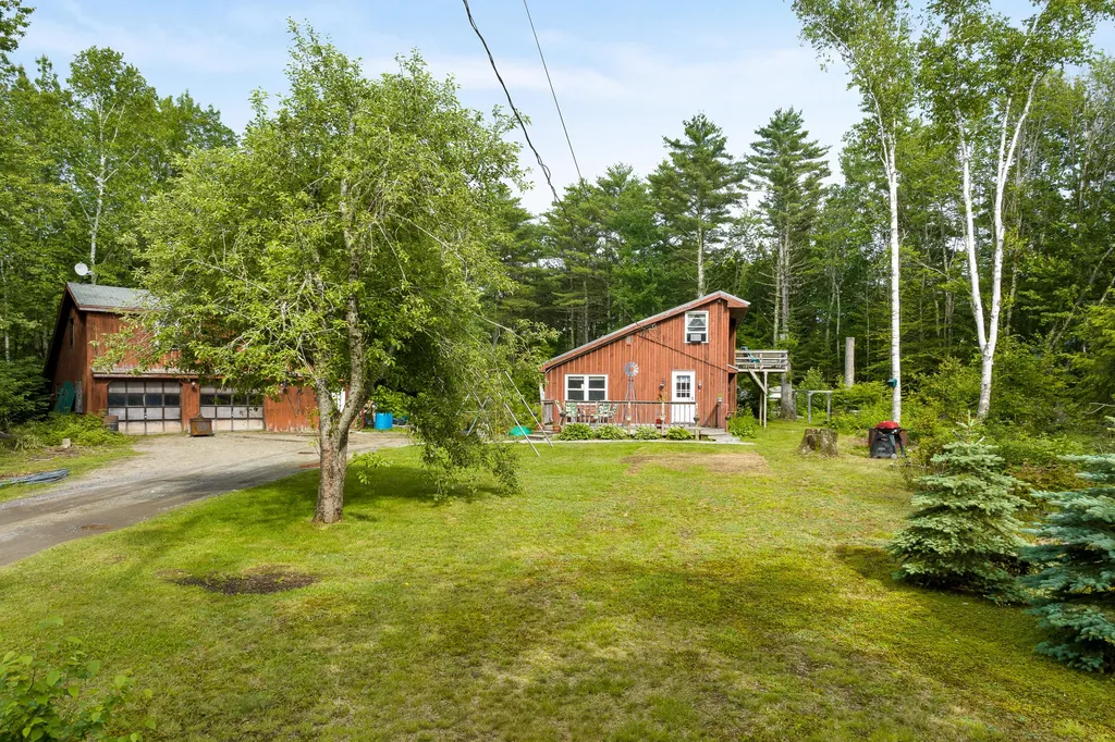 89 Dorr Road Wiscasset ME 04578