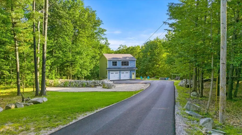 127 N Raymond Road Gray ME 04039