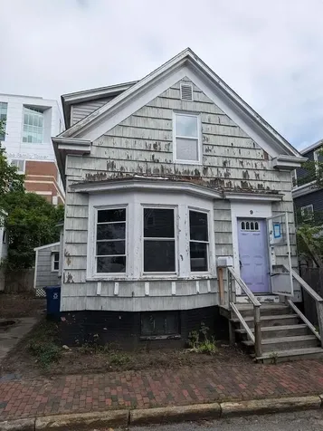 9 Russell Street Portland ME 04102