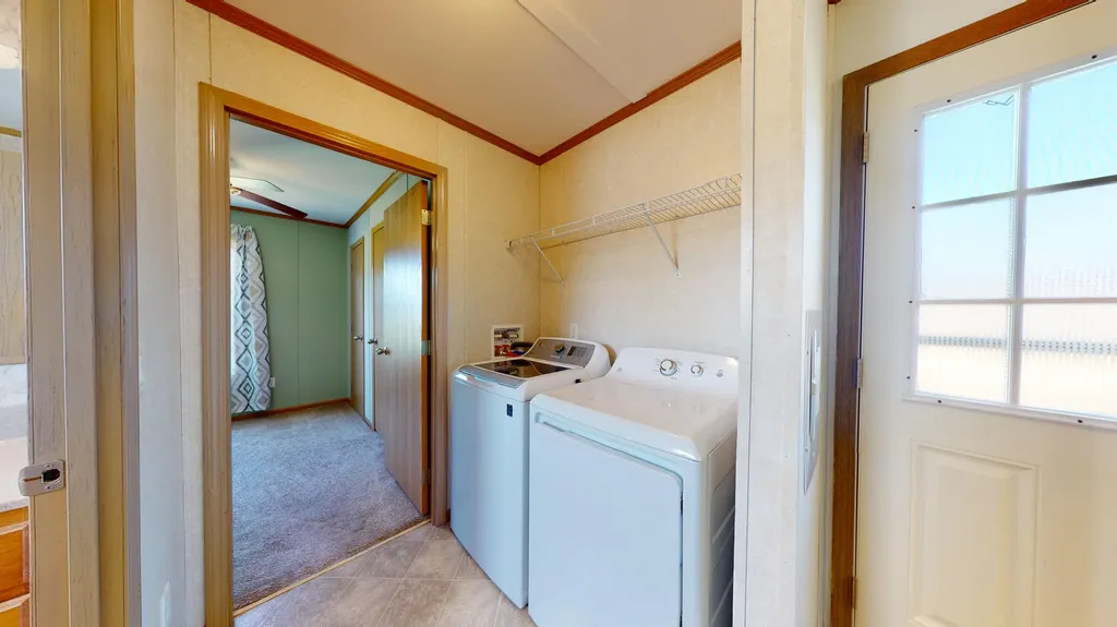20 Joshs Way Poland ME 04274