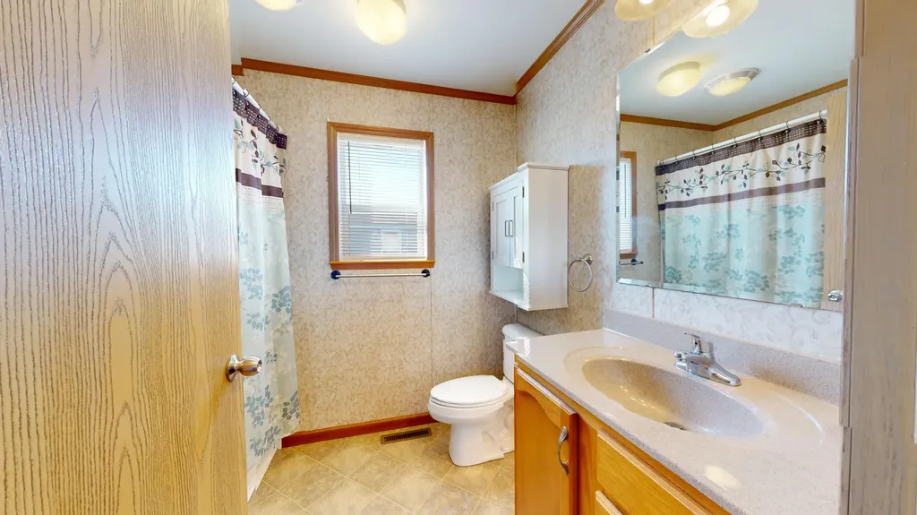 20 Joshs Way Poland ME 04274