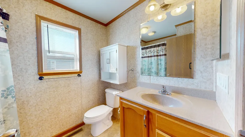 20 Joshs Way Poland ME 04274