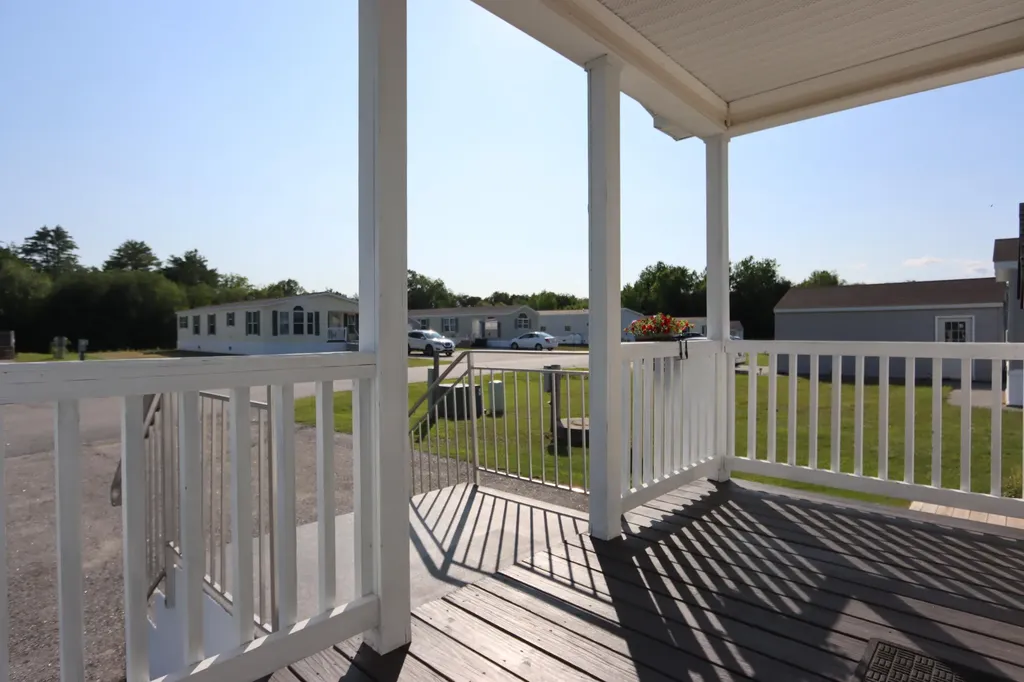 20 Joshs Way Poland ME 04274