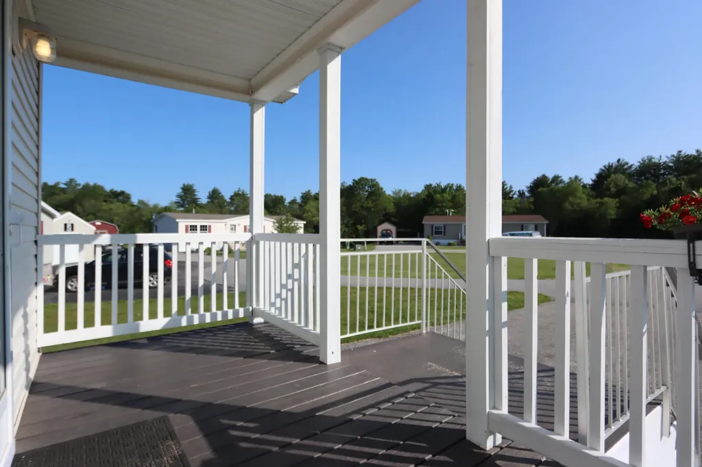 20 Joshs Way Poland ME 04274