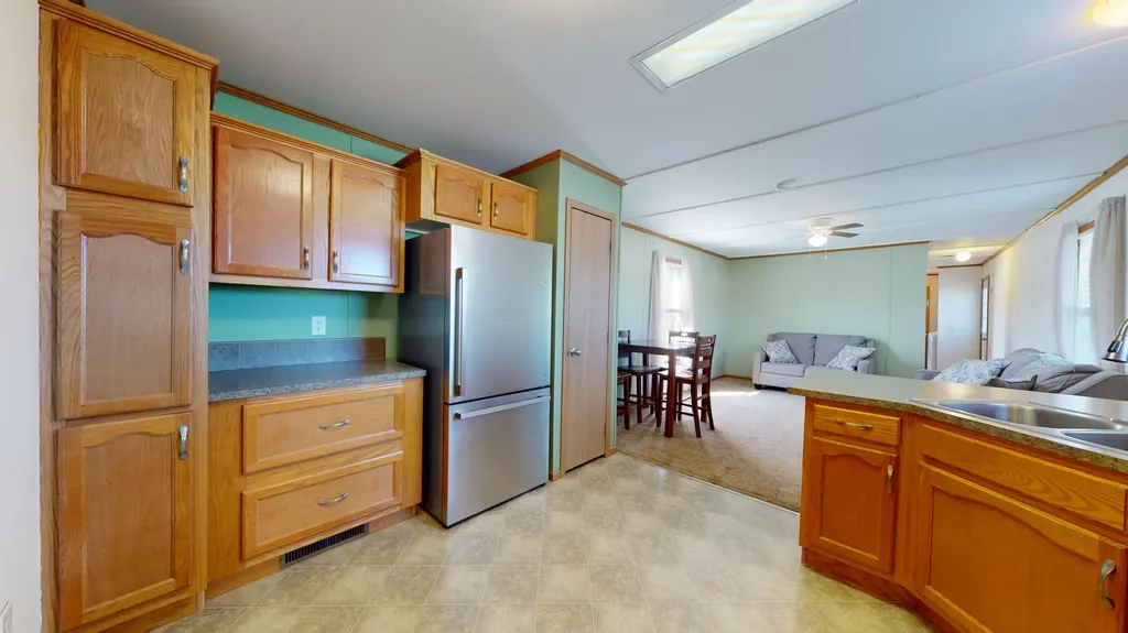 20 Joshs Way Poland ME 04274