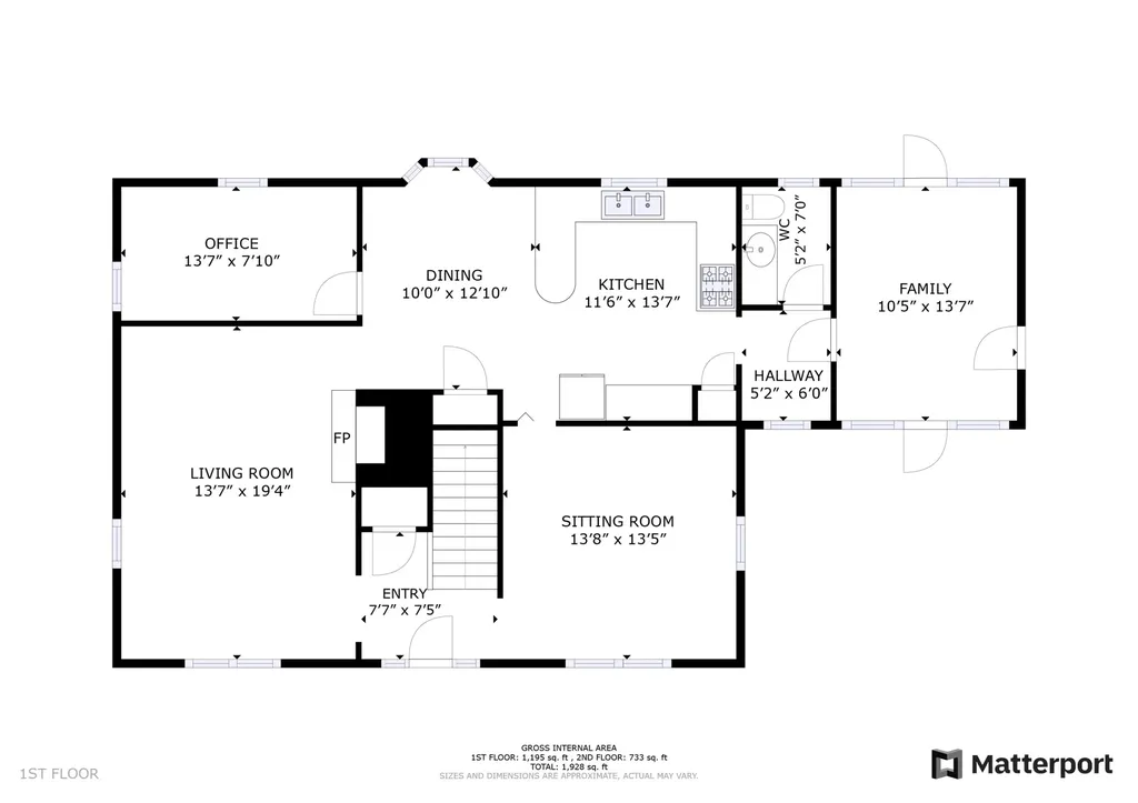 14 Lawn Avenue Cumberland ME 04021