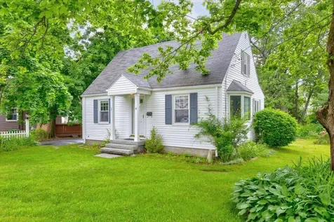 4 Seaview Avenue Scarborough ME 04074