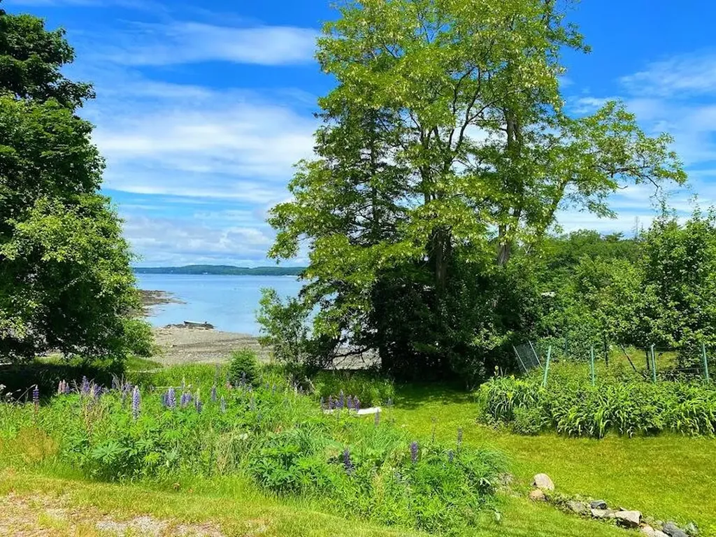 111 Old Bar Harbor Road Bar Harbor ME 04609