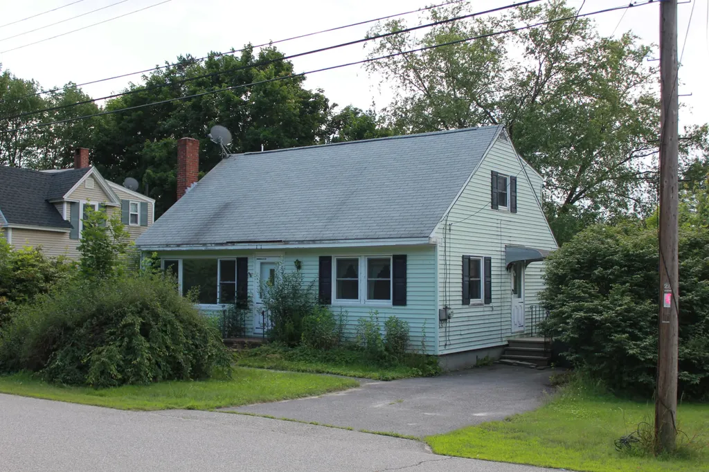 181 Central Street Westbrook ME 04092