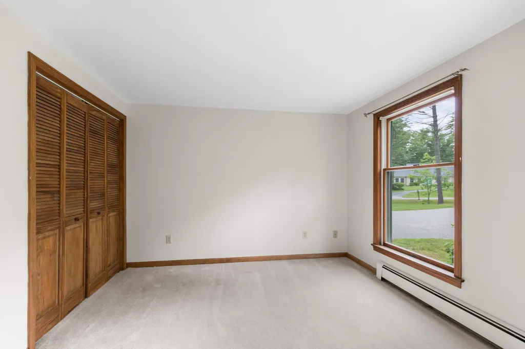 4 Howard Lane Wiscasset ME 04578