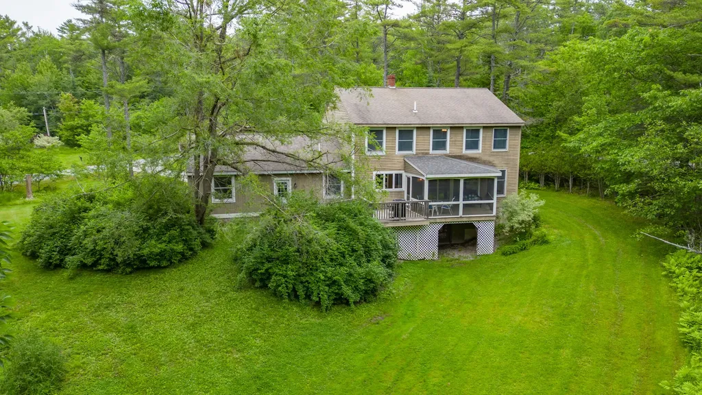 4 Howard Lane Wiscasset ME 04578