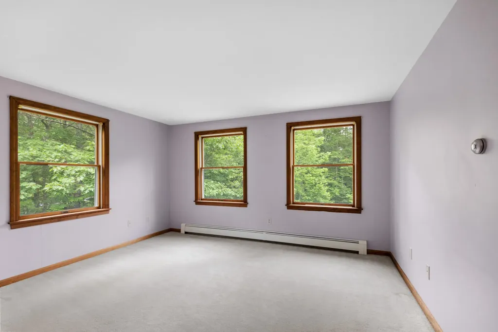 4 Howard Lane Wiscasset ME 04578