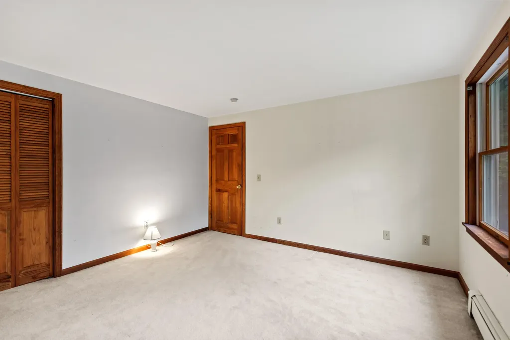 4 Howard Lane Wiscasset ME 04578
