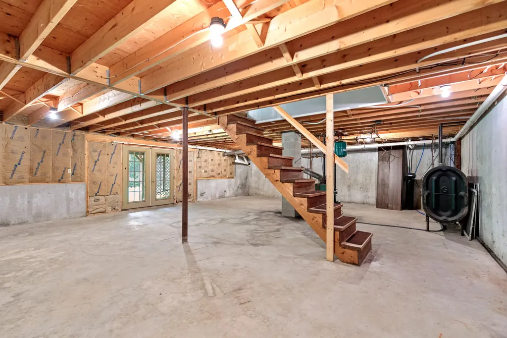 4 Howard Lane Wiscasset ME 04578