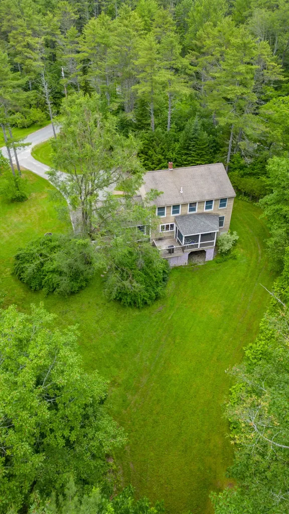 4 Howard Lane Wiscasset ME 04578