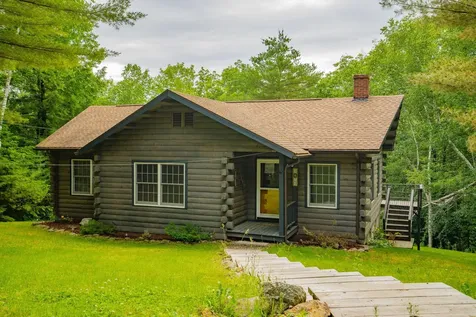 1103 Route 135 Monmouth ME 04259