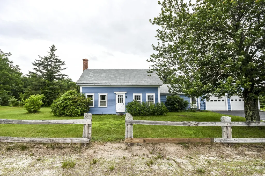152 Raymond Hill Road Raymond ME 04071
