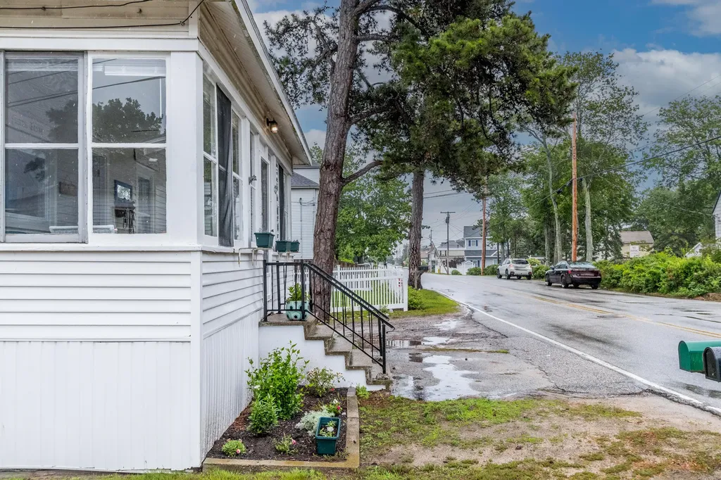 22 Jones Creek Drive Scarborough ME 04074