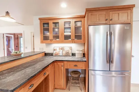 1223 River Road Bowdoinham ME 04008