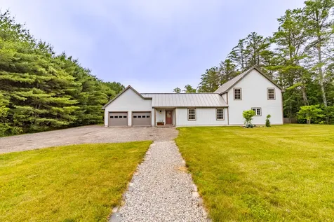 1223 River Road Bowdoinham ME 04008
