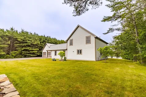 1223 River Road Bowdoinham ME 04008