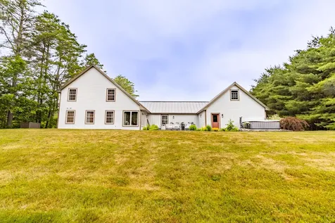 1223 River Road Bowdoinham ME 04008