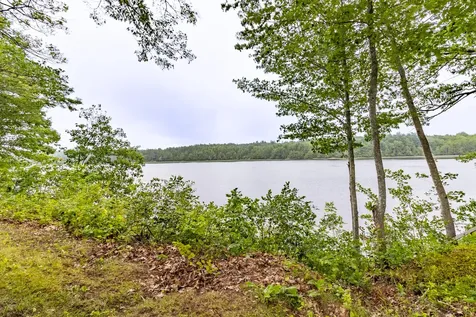 1223 River Road Bowdoinham ME 04008
