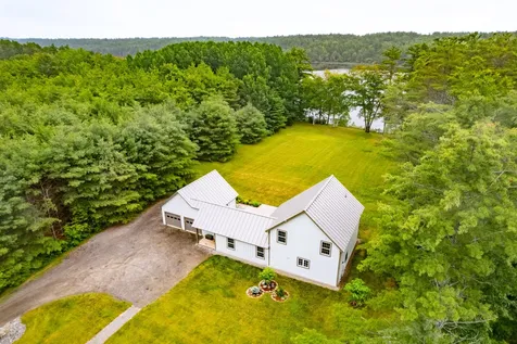 1223 River Road Bowdoinham ME 04008