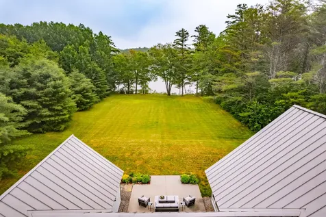 1223 River Road Bowdoinham ME 04008