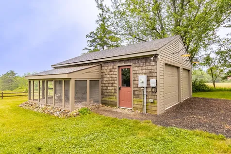1223 River Road Bowdoinham ME 04008