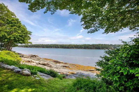 79 Minott Shore Road Brunswick ME 04011