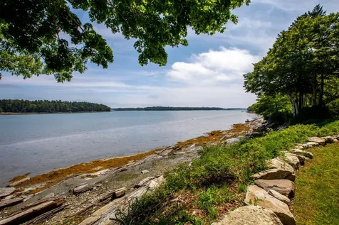 79 Minott Shore Road Brunswick ME 04011