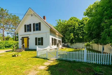 123 Cedar Street Rockland ME 04841