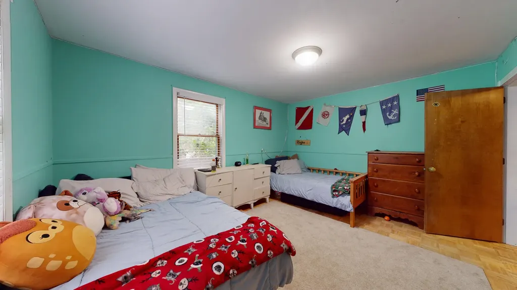 48 Augusta Road Topsham ME 04086