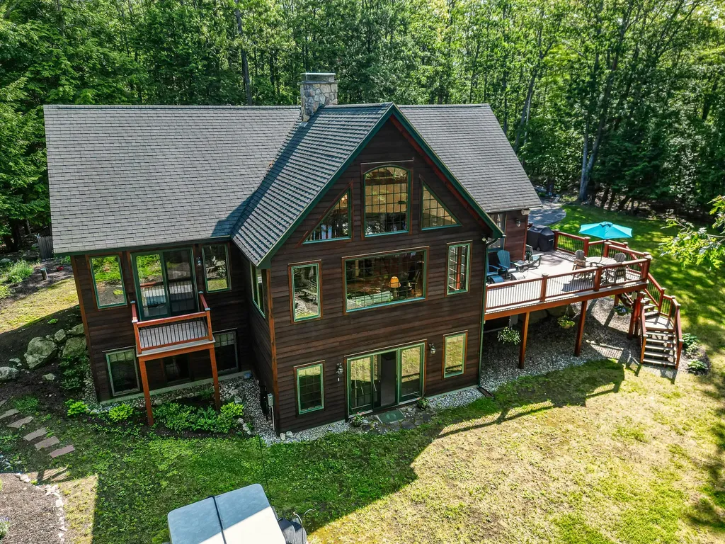 26 Hutchins Street Norway ME 04268