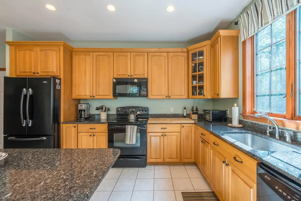 26 Hutchins Street Norway ME 04268