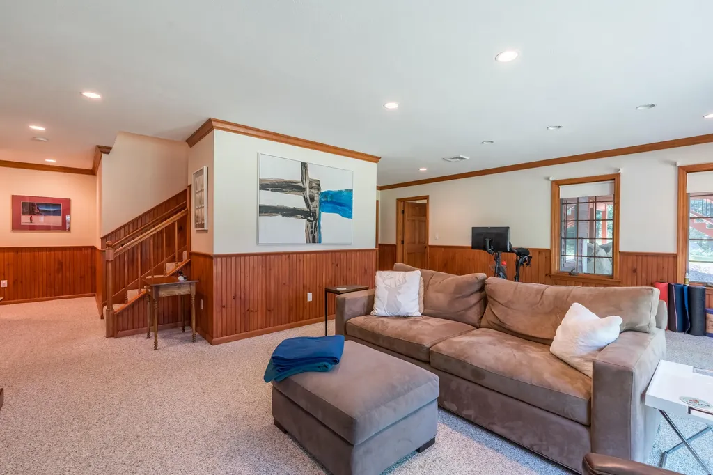 26 Hutchins Street Norway ME 04268