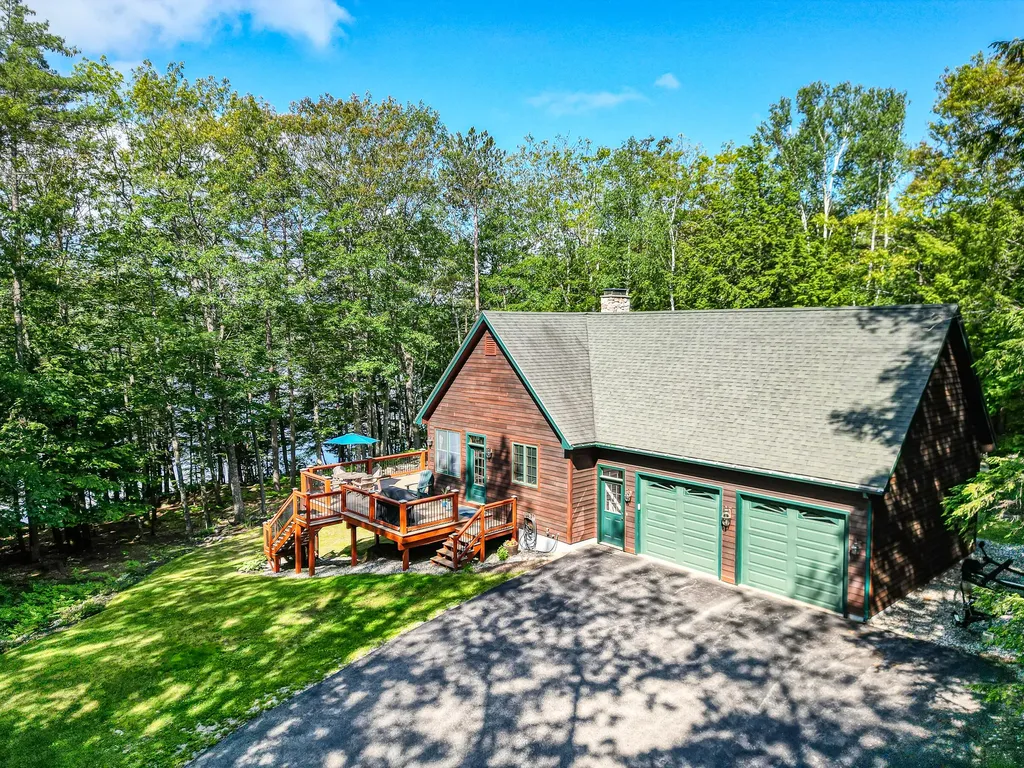 26 Hutchins Street Norway ME 04268