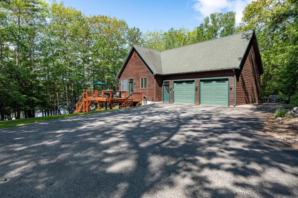 26 Hutchins Street Norway ME 04268