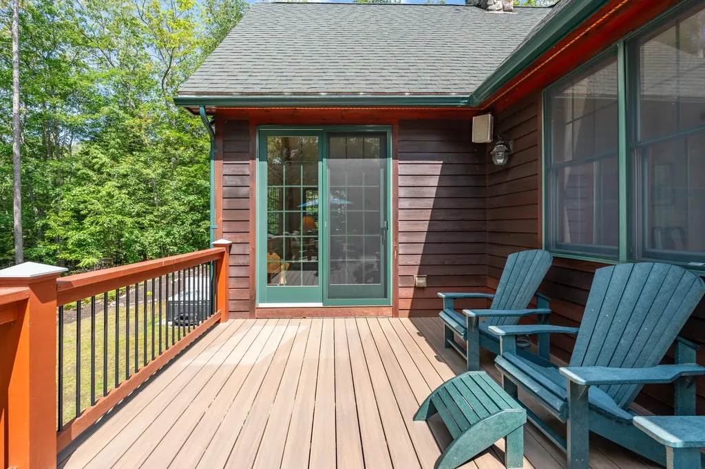 26 Hutchins Street Norway ME 04268