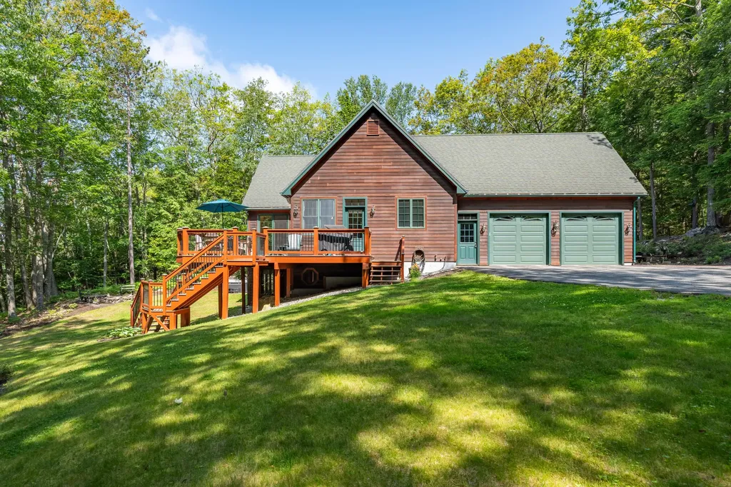 26 Hutchins Street Norway ME 04268