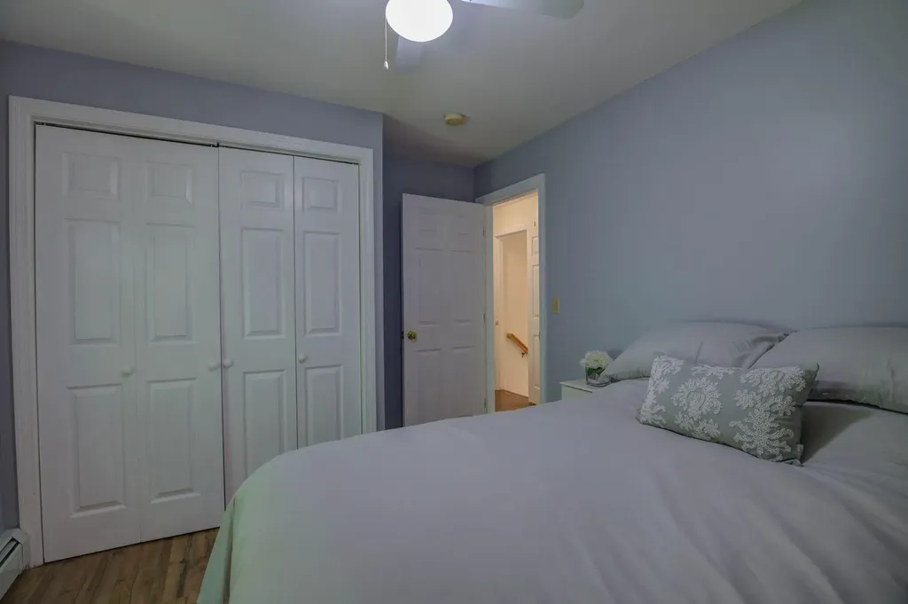 191 Valley Road Raymond ME 04071