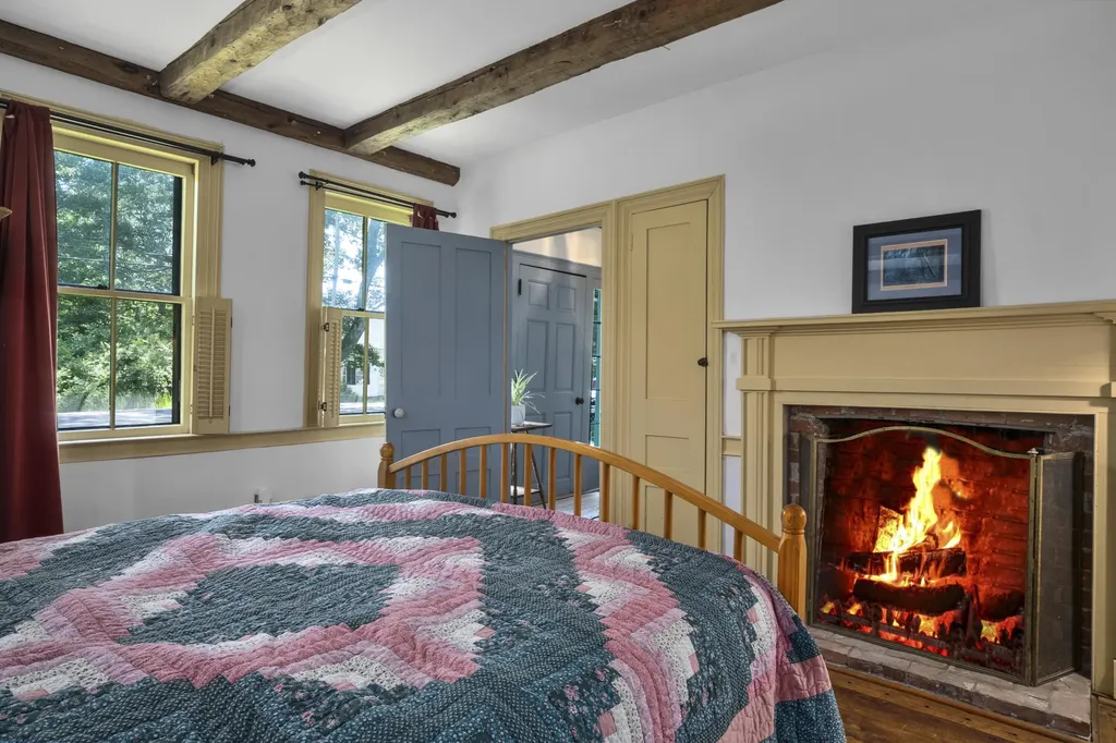 935 Dutch Neck Road Waldoboro ME 04572