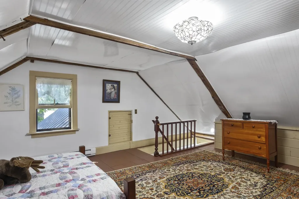 935 Dutch Neck Road Waldoboro ME 04572