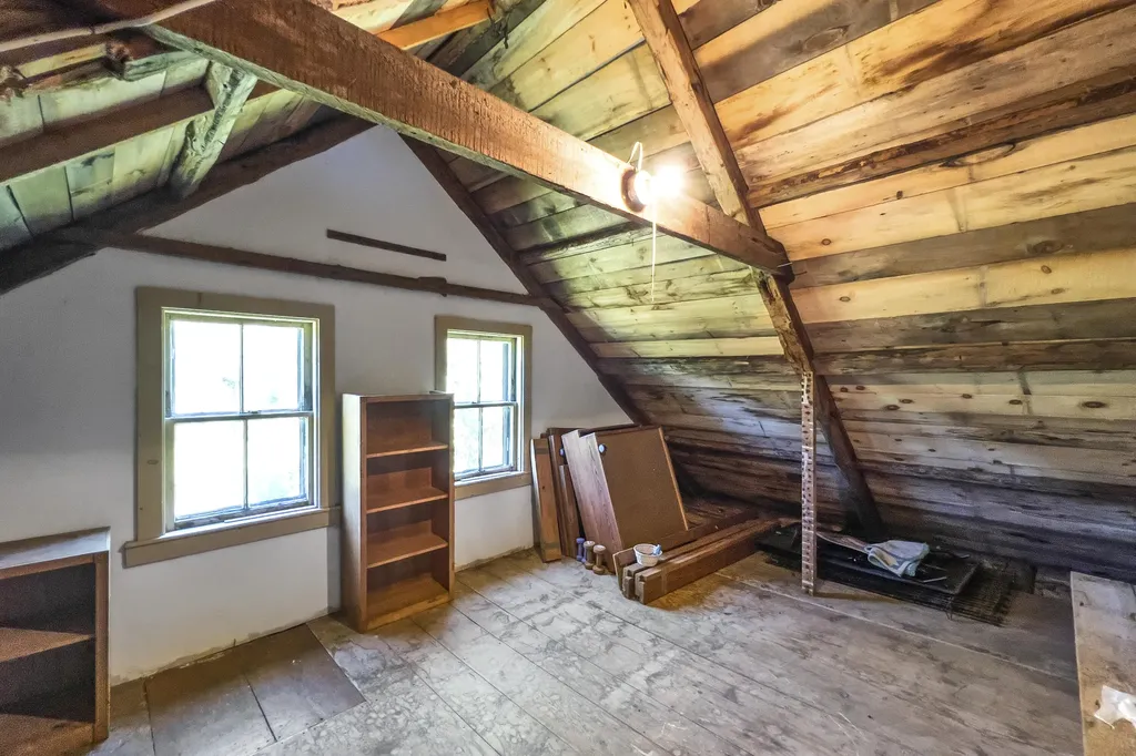 935 Dutch Neck Road Waldoboro ME 04572